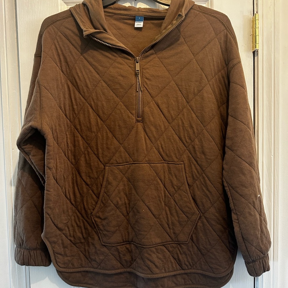Old Navy Quilted Half-Zip Hoodie in Brown